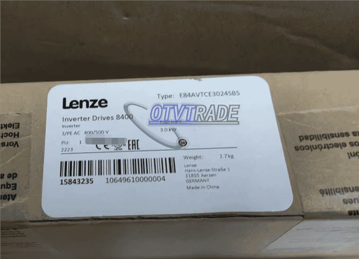 Модуль LENZE E84AVTCE3024SBS Inverter Drives 8400 Inverter 3.0KW