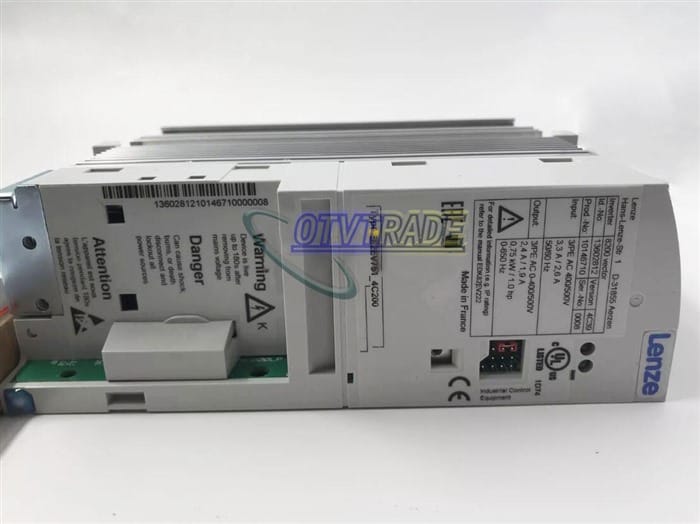 Модуль LENZE E82EV751-4C200 E82EV751K4C200 E82EV751_4C200