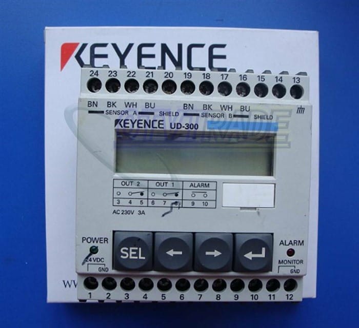 Модуль Keyence Displacement Sensor Series Controller UD-300 UD300