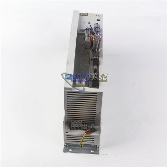 Модуль Lenze EVS9321-CSV003 Servo Drive