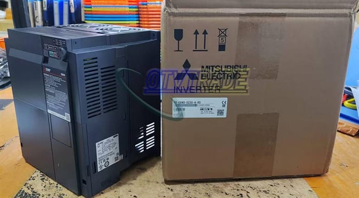 Модуль MITSUBISHI Inverter FR-E840-0230-4-60 11KW
