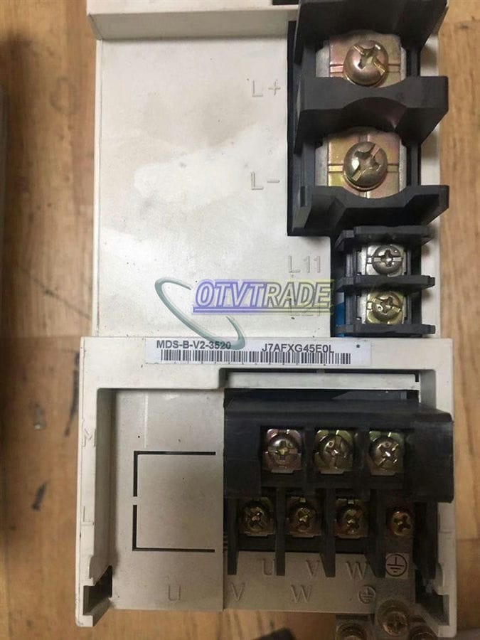 Модуль Mitsubishi server Driver MDS-B-V2-3520