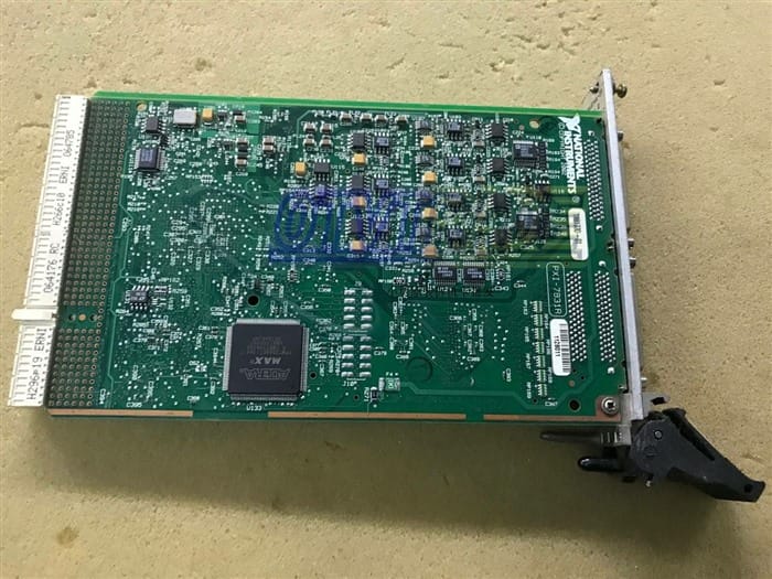 Модуль National Instruments PXI-7831R