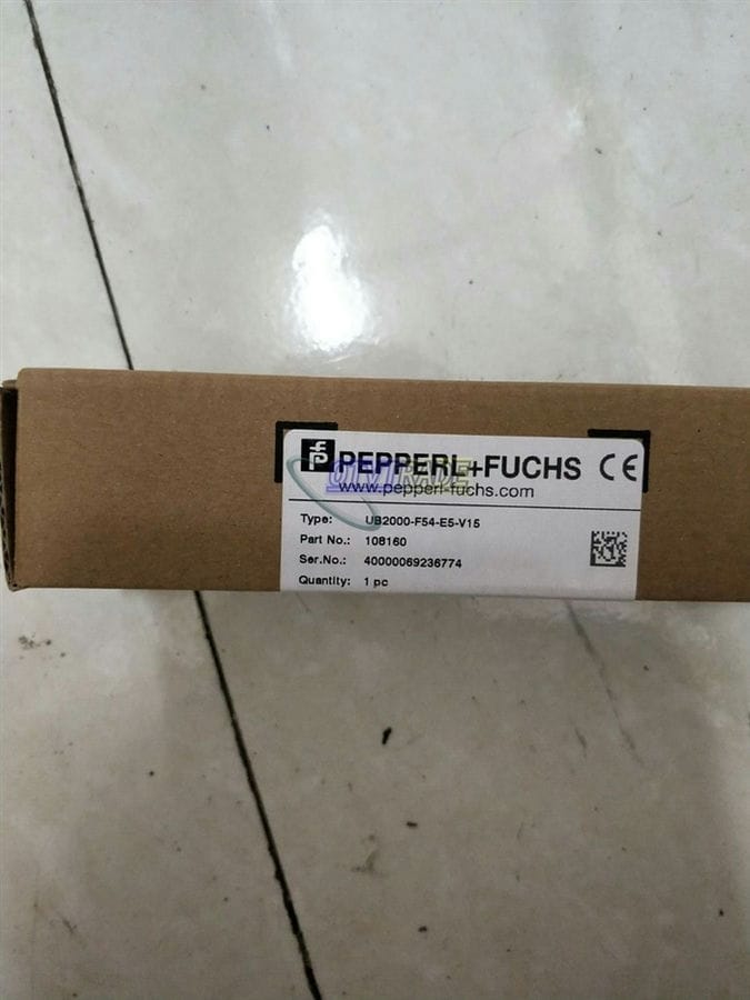 Модуль ultrasonic sensor UB2000-F54-E5-V15 P+ F