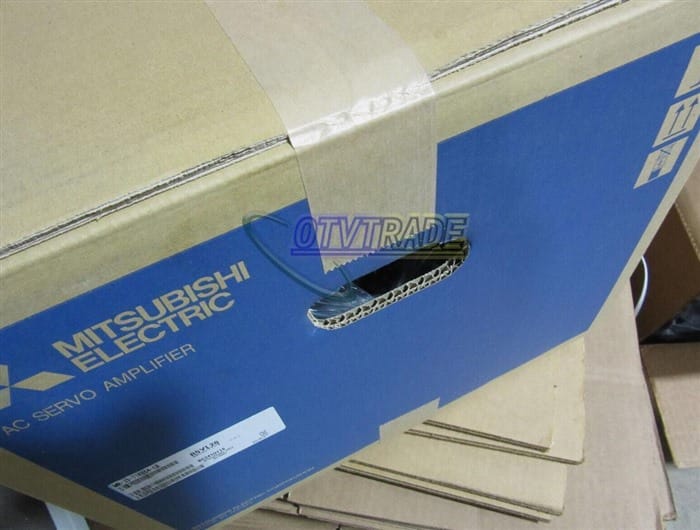 Модуль MITSUBISHI MR-J3-11KBS4-LR SERVO AMPLIFIER MRJ311KBS4LR