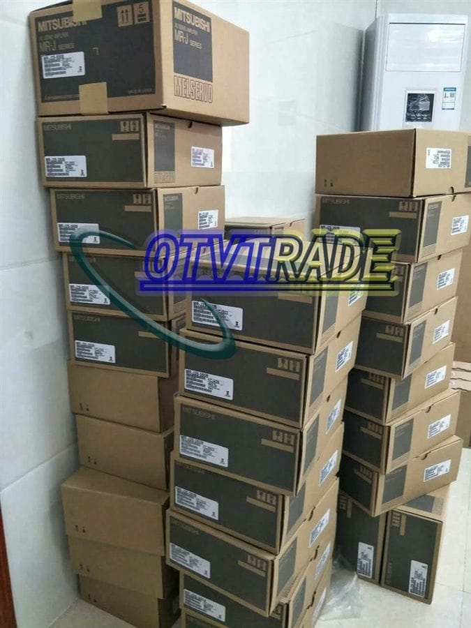 Модуль MITSUBISHI Servo Drive MR-J3-700A4