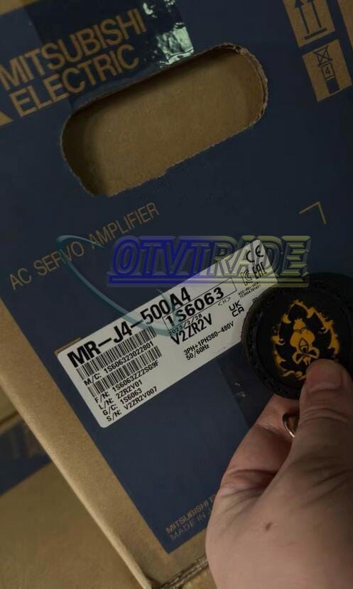 Модуль MITSUBISHI MR-J4-500A4 MRJ4-500A4 MRJ4500A4