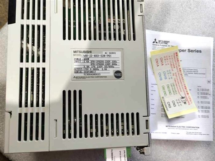 Модуль Mitsubishi servo driver MR-J2-40D-S28-P01