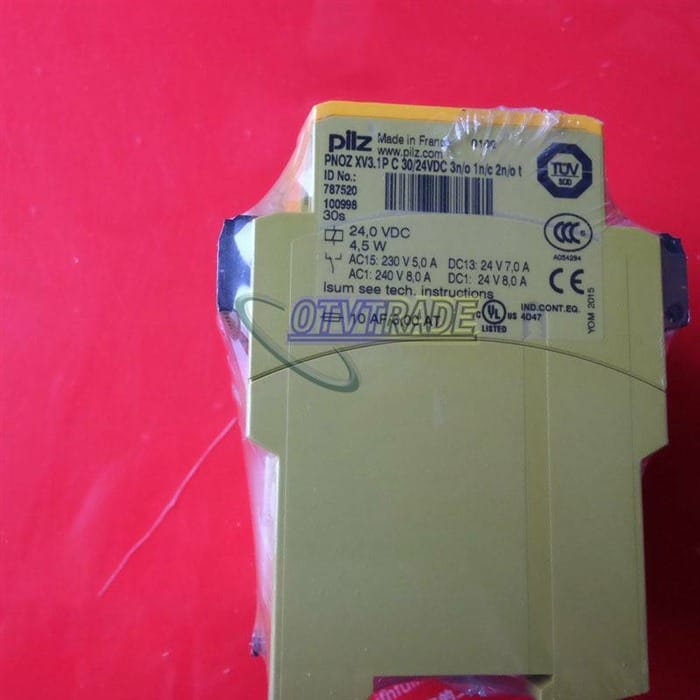 Модуль Pilz Safety Relay PNOZ XV3.1P C 30/24VDC 787520