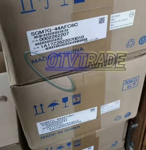 Модуль YASKAWA Servo Motor SGM7G-44AFC6C SGM7G44AFC6C