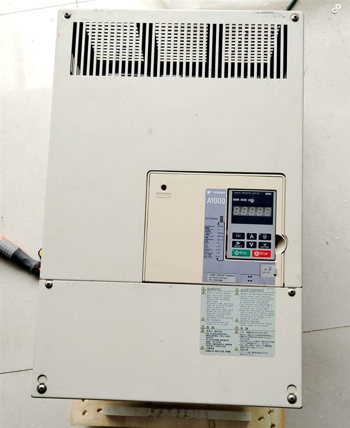 Модуль Yaskawa CIMR-AB4A0139AAA Inverter 55KW tested