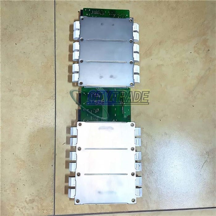 Модуль SIEMENS FREQUENCY CONVERTER DRIVE BOARD A5E00714562 FS450R12KE3_S1