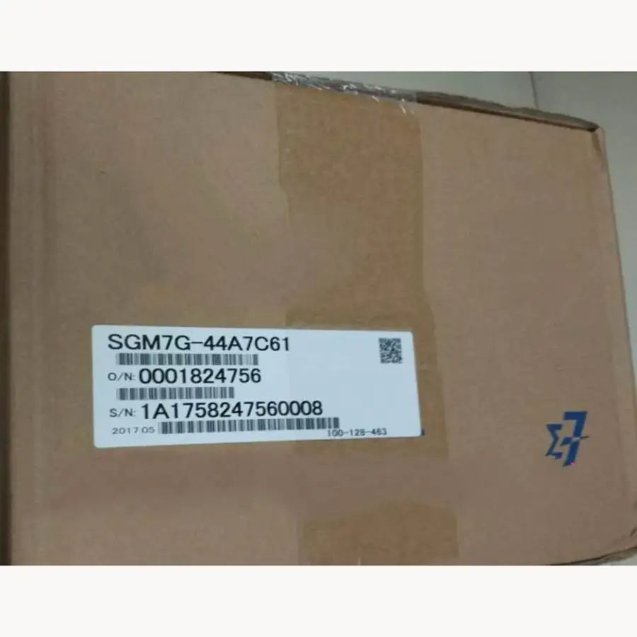 Модуль YASKAWA SGM7G-44A7C61