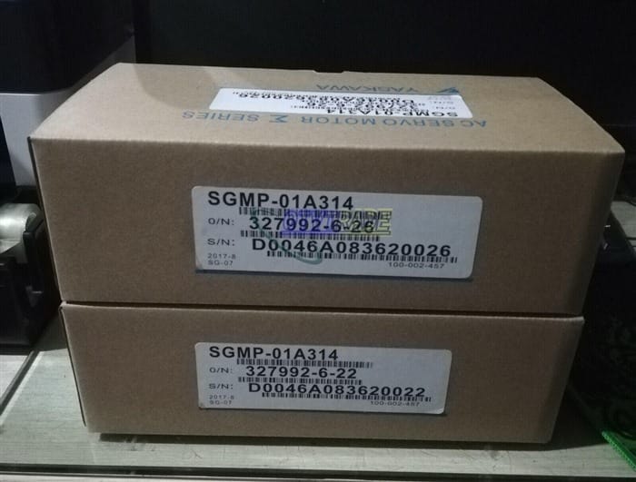 Модуль Yaskawa Servo Motor SGMP-01A314 SGMP01A314