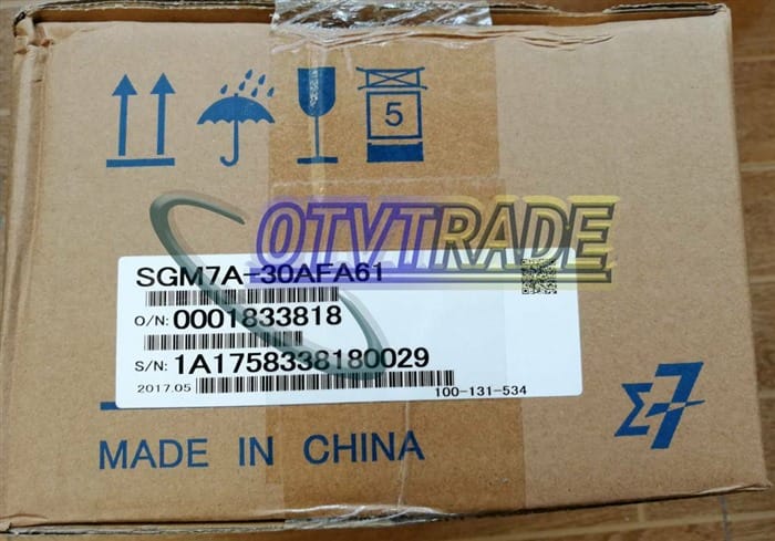 Модуль YASKAWA SERVO MOTOR SGM7A-30AFA61
