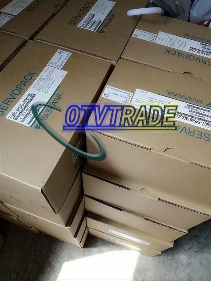 Модуль YASKAWA SERVO MOTOR SGMPH-04AAA61D-OY