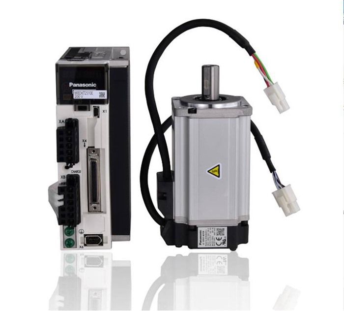Модуль Panasonic MHMD042G1U+MBDHT2510E Motor Drive Kit