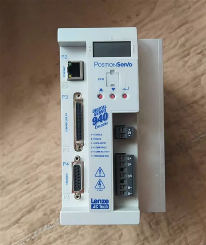 Модуль LENZE E94P040T4NEM Inverter