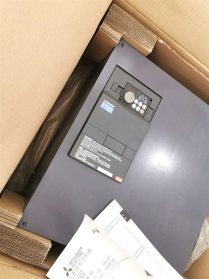 Модуль MITSUBISHI FR-F740-55K-CHT1 Inverter