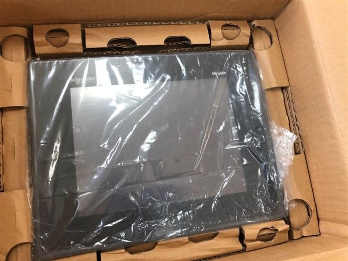 Модуль Schneider Telemecanique XBTGT5230 10.4" Touch Operator Interface HMI Terminal
