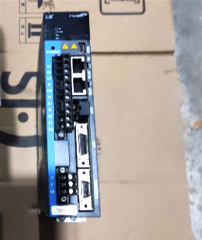 Модуль BEIJER L7NHA002U Single-Axis Servo Drive/Controller
