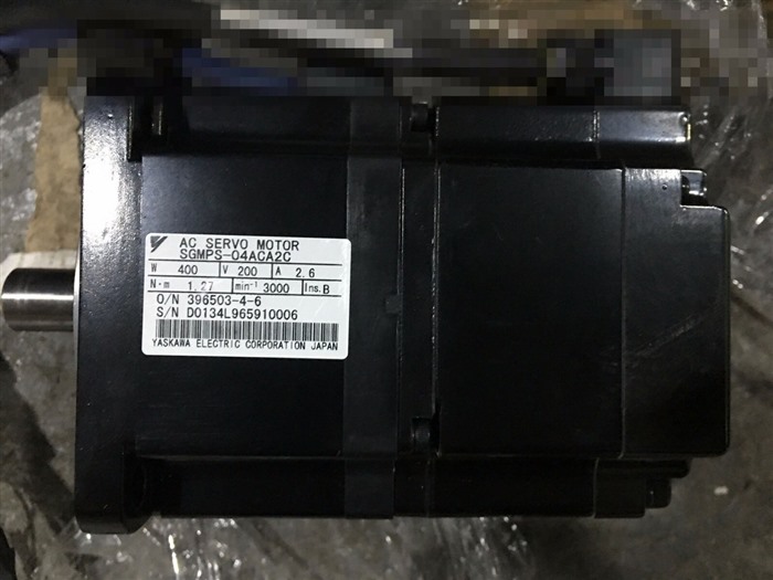 Модуль YASKAWA AC SERVO MOTOR SGMPS-04ACA2C SGMPS04ACA2C