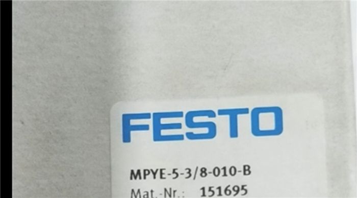 Модуль FESTO MPYE-5-3/8-010-B (151695) Proportional Valve