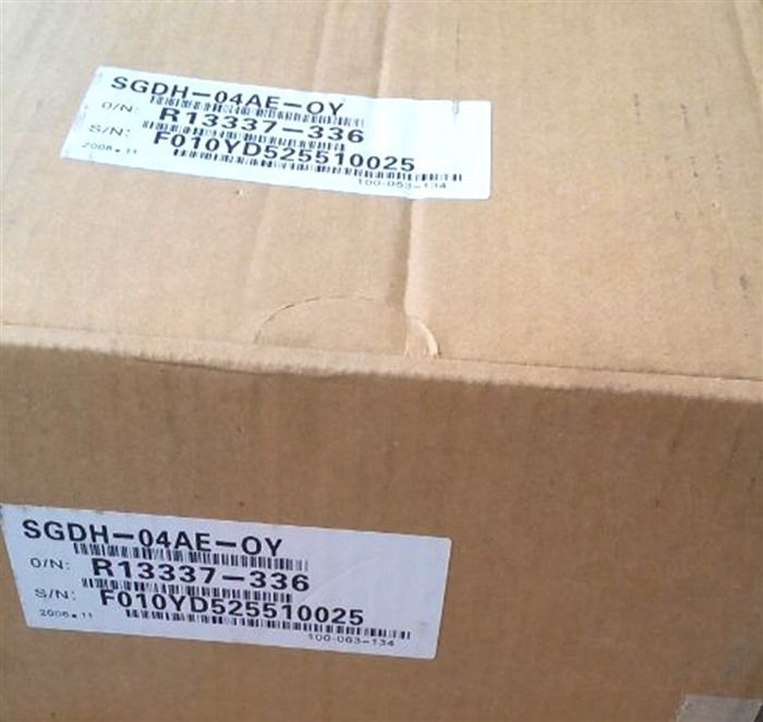 Модуль YASKAWA SGDH-04AE-0Y SERVO DRIVE SGDH-04AE-OY