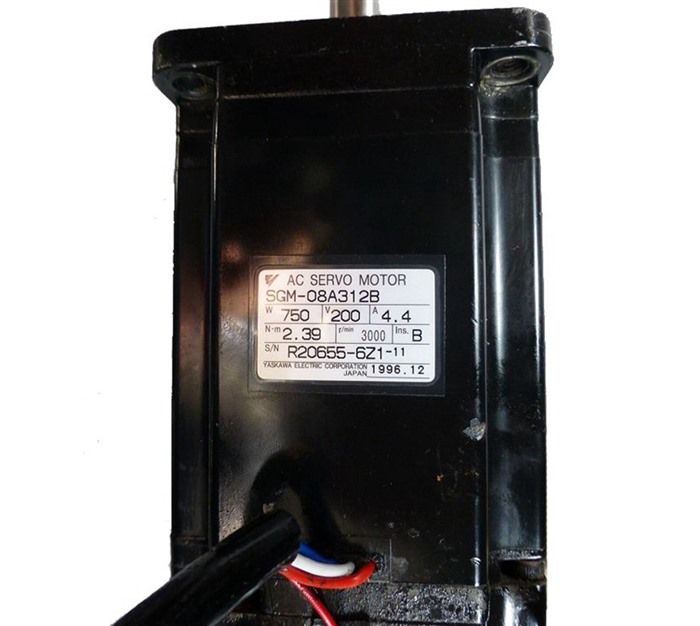 Модуль YASKAWA SGM-08A312B SGM08A312B AC Servo Motor