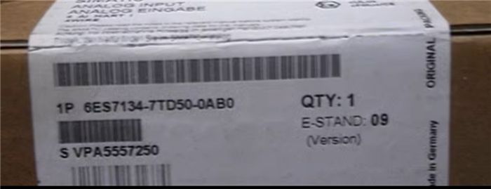 Модуль Siemens Simatic S7 6ES7134-7TD50-0AB0 Analog Input 4 AI HARD 4WIRE