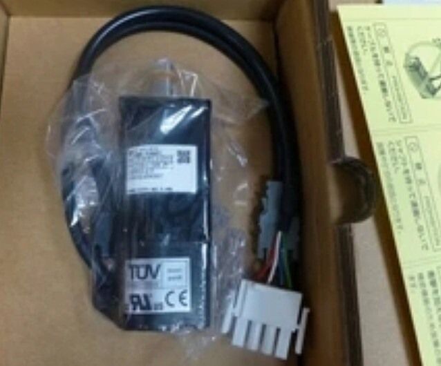 Модуль YASKAWA AC SERVO MOTOR SGM-01A3SU11 SGM01A3SU11