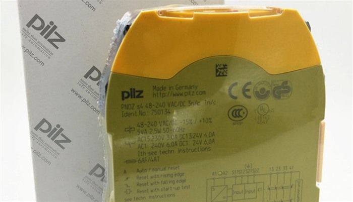 Модуль PILZ safety relay PNOZ S4 48-240 VAC/DC 3N/O 1N/C 750134