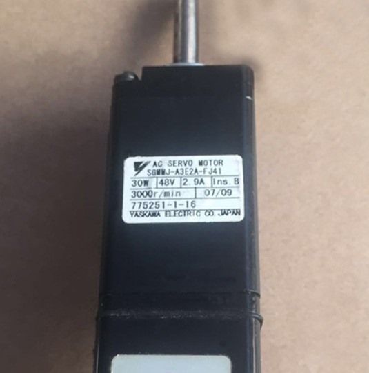 Модуль YASKAWA AC SERVO MOTOR SGMMJ-A3E2A-FJ41 ORIGINAL