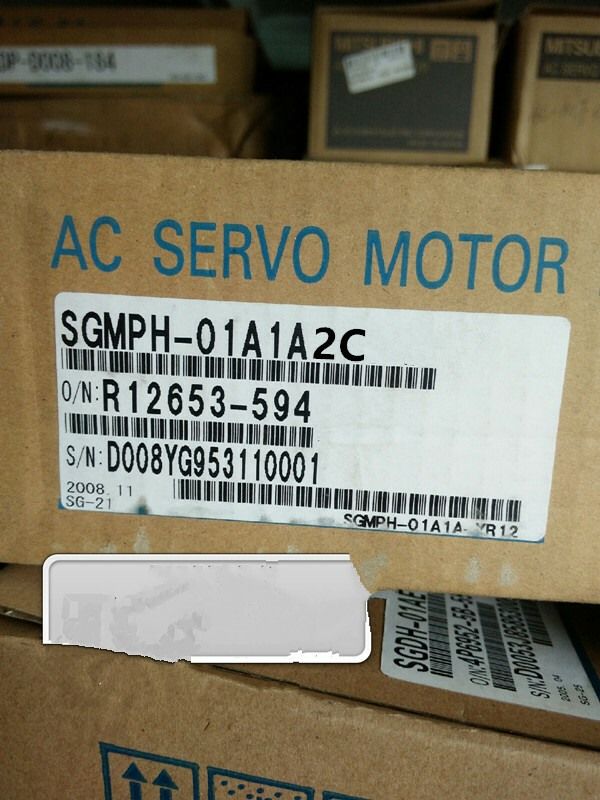 Модуль YASKAWA AC SERVO MOTOR SGMPH-01A1A2C ORIGINAL