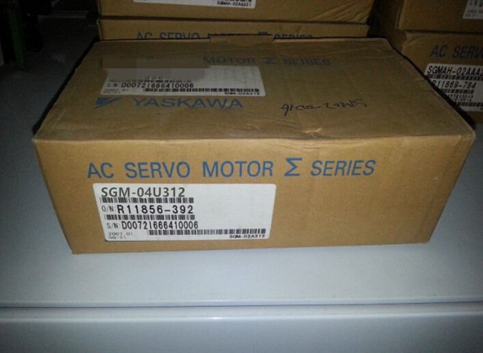 Модуль YASKAWA AC SERVO MOTOR SGM-04U312 SGM04U312 ORIGINAL