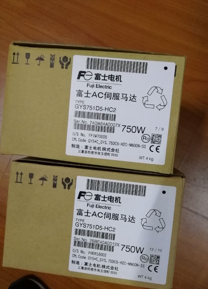 Модуль ORIGINAL FUJI AC SERVO MOTOR GYS751D5-HC2