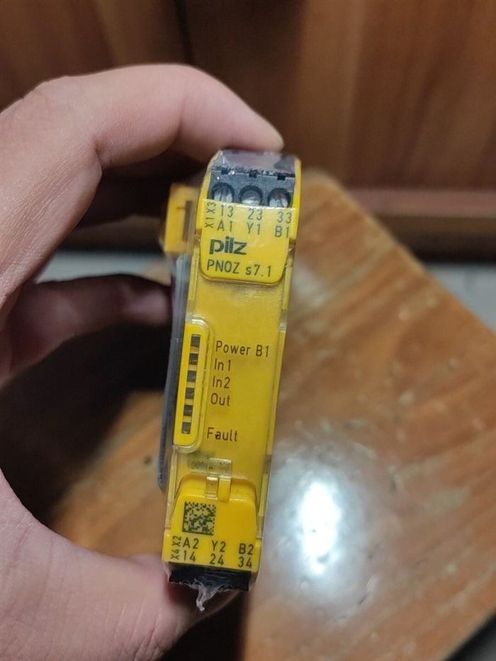 Модуль PILZ 750167 RELAY PNOZ s7 1 24VDC 3n/o 750167