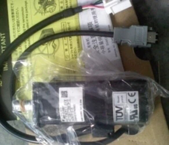 Модуль YASKAWA AC SERVO MOTOR SGMAH-01A1A6B ORIGINAL