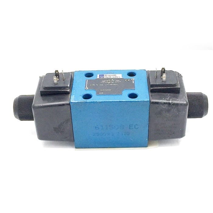 Модуль Rexroth Directional Solenoid Valve 4WE 10 J33/CW110N9K4 R900592338