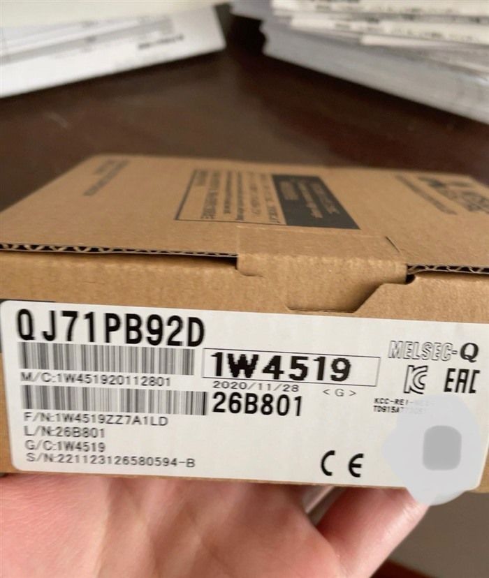 Модуль Mitsubishi QJ71PB92D Profibus I/F Unit QJ71PB92D