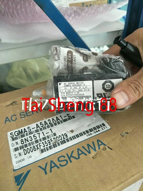 Модуль ORIGINAL YASKAWA SERVO MOTOR SGMAS-A5A2AA1-E