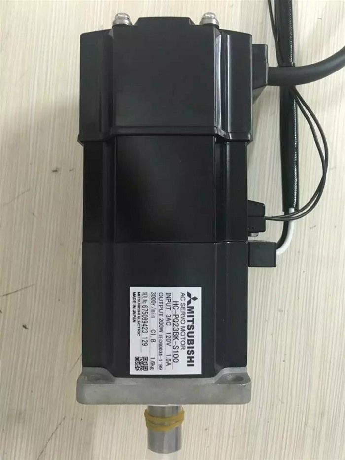 Модуль MITSUBISHI AC SERVO MOTOR HC-PQ23BK-S100