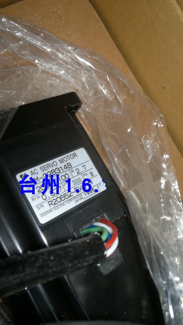 Модуль YASKAWA AC SERVO MOTOR SGM-02B314B ORIGINAL