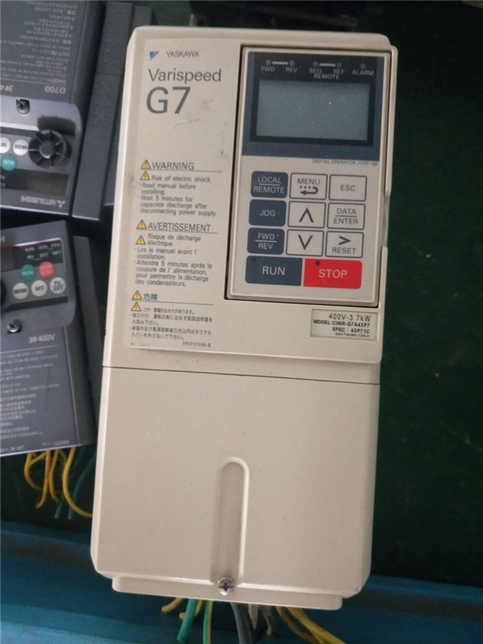 Модуль YASKAWA INVERTER CIMR-G7A43P7 CIMRG7A43P7