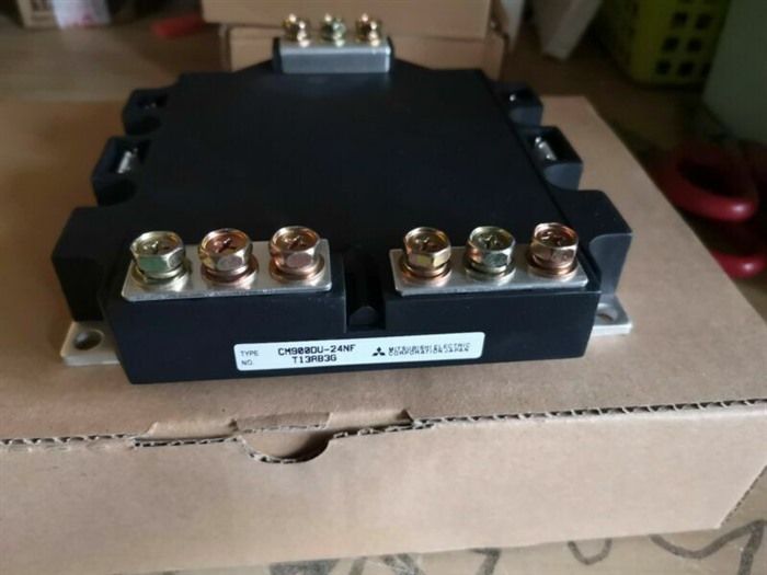 Модуль Mitsubishi CM900DU-24NF CM900DU24NF Module #MIT