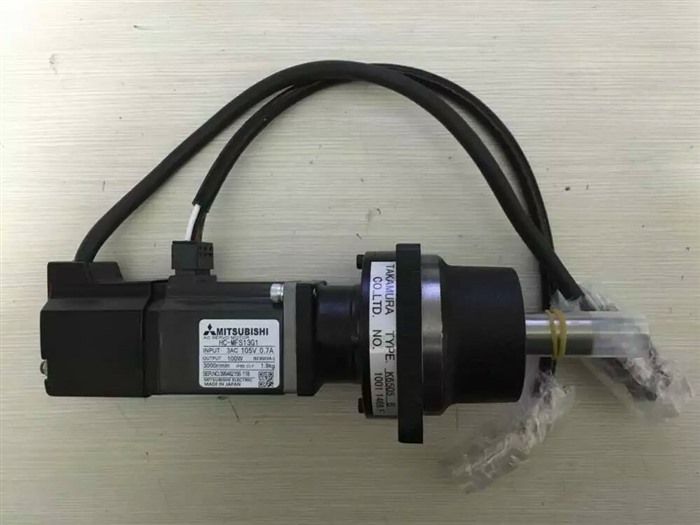 Модуль MITSUBISHI AC SERVO MOTOR HC-MFS13G1 HCMFS13G1