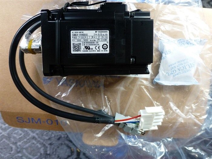 Модуль YASKAWA AC SERVO MOTOR SGMJV-01ADC6S ORIGINAL
