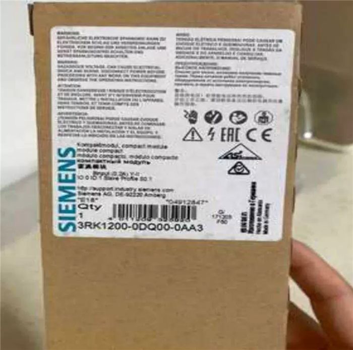 Модуль SIEMENS 3RK1200-0DQ00-0AA3 COMPACT MODULE, 8I IP67 8 X 1 INPUT, 200MA MAX
