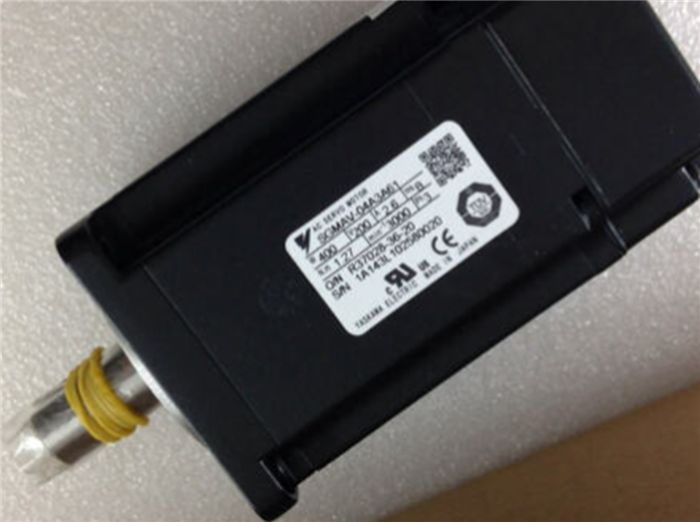 Модуль YASKAWA SGMAV-04A3A61 SGMAV04A3A61 Servo Motor