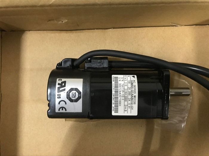 Модуль YASKAWA SGMAH-01AAA61D-OY AC SERVO MOTOR SGMAH01AAA61DOY